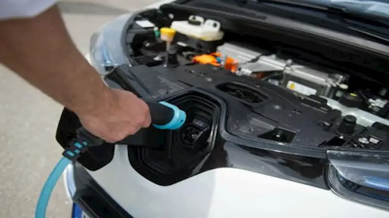 ما أهم شيء يجب التحقق من سلامته قبل شراء سيارات كهربائية مستعملة؟